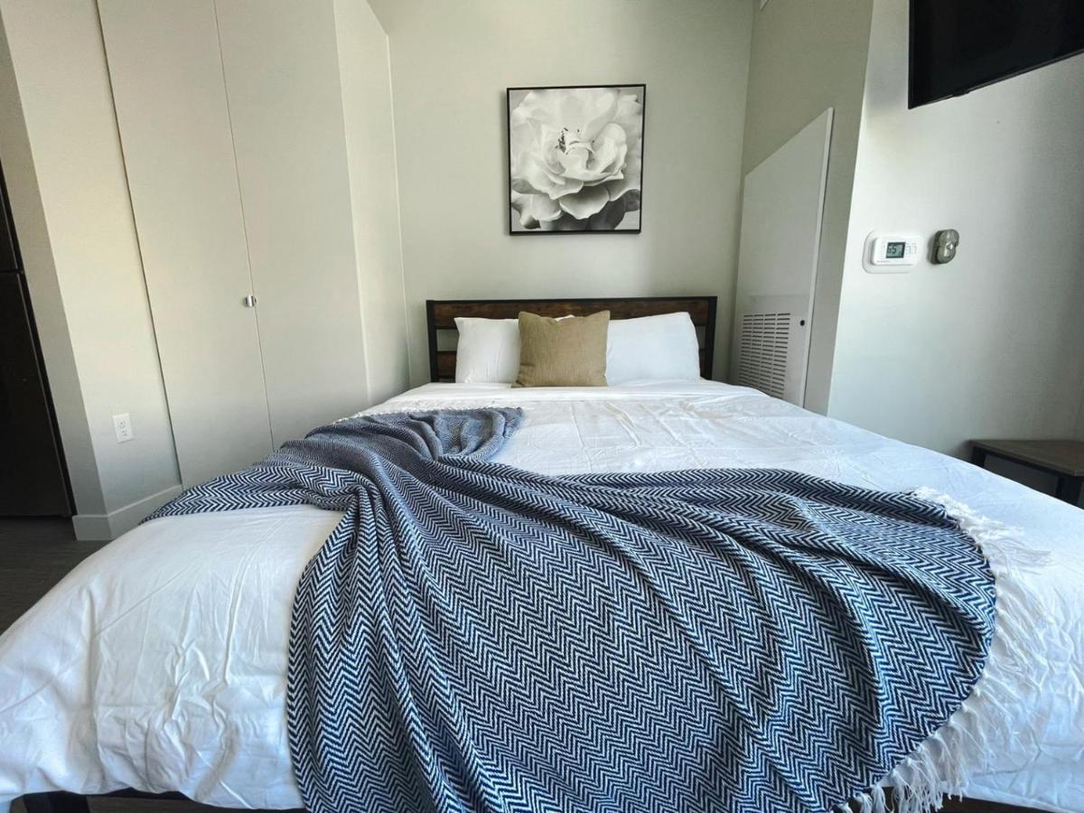 Sleepover Studio Apartments Des Moine Exteriör bild